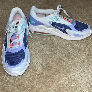 Brand new Nike air max bolt sneakers